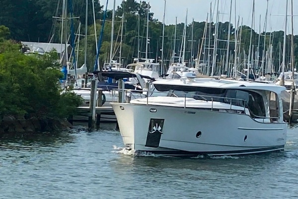 Come What May 40ft Greenline Yacht For Sale