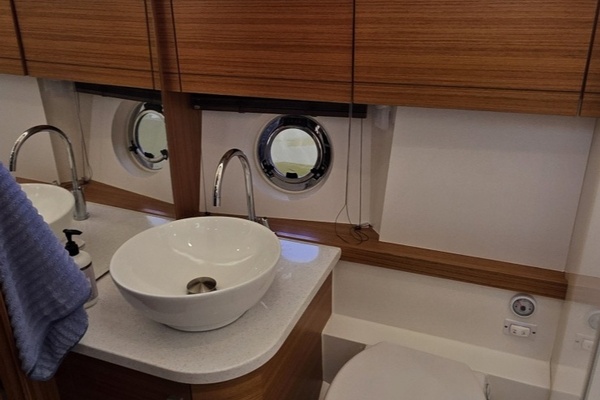 Come What May 40ft Greenline Yacht For Sale
