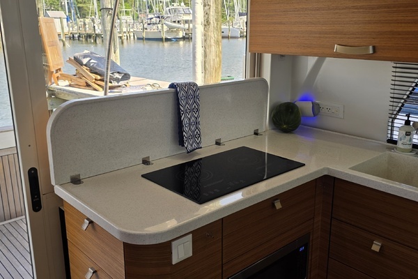 2023 Greenline 40