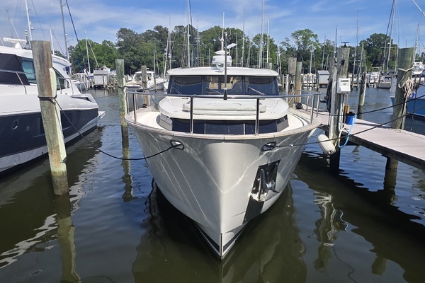 2023 Greenline 40