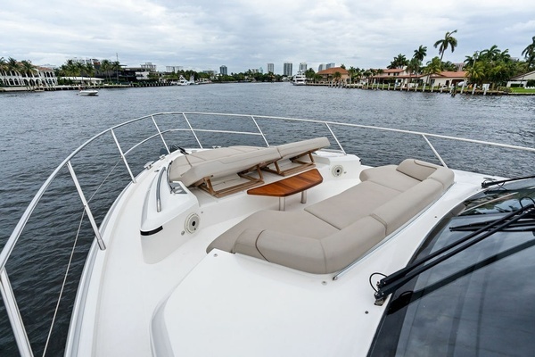 2020 Princess 62