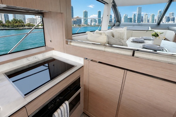 2024 Sunseeker 55