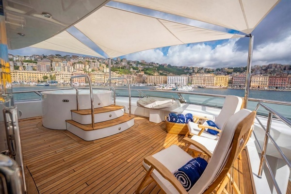 Sundeck
