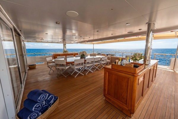 Main Deck 
