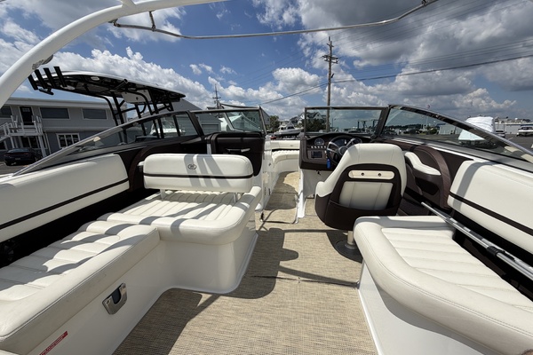 25ft Cobalt Yacht For Sale