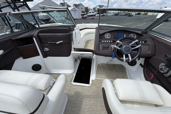 25ft Cobalt Yacht For Sale