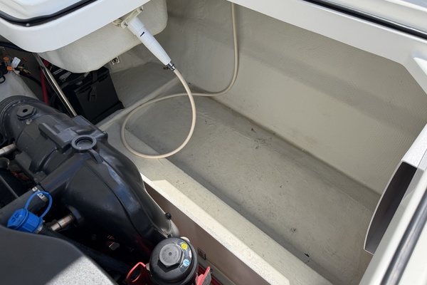 25ft Cobalt Yacht For Sale