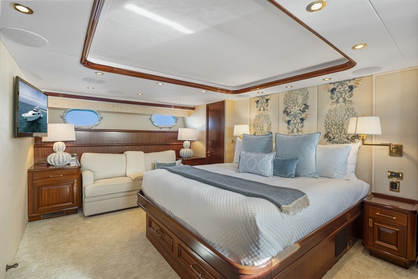 BETH ANN 112ft Westport