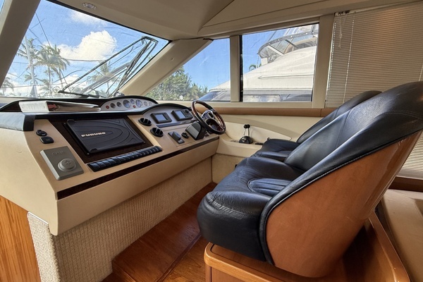 2009 Princess 54