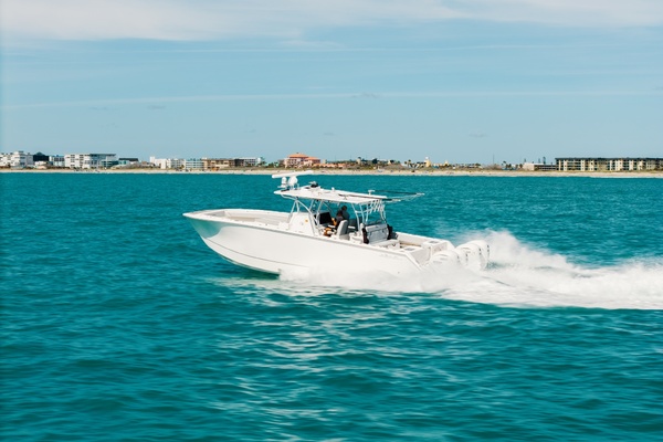 HATCHLIFE 41ft SeaHunter Yacht For Sale