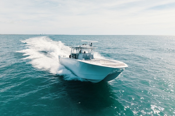 HATCHLIFE 41ft SeaHunter Yacht For Sale
