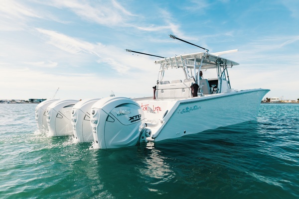HATCHLIFE 41ft SeaHunter Yacht For Sale