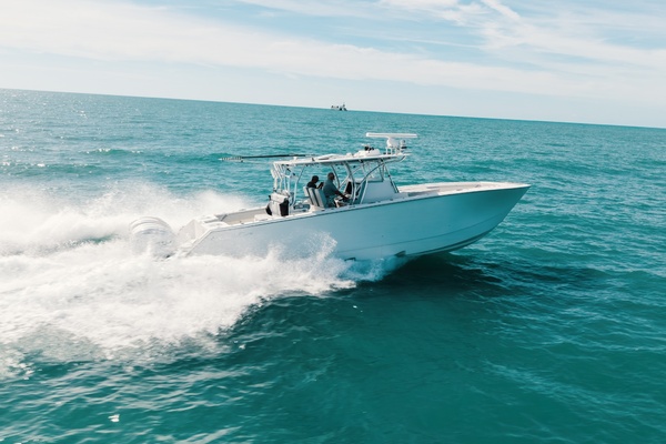 HATCHLIFE 41ft SeaHunter Yacht For Sale