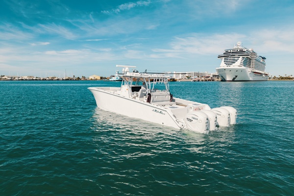 HATCHLIFE 41ft SeaHunter Yacht For Sale