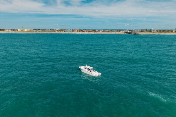 HATCHLIFE 41ft SeaHunter Yacht For Sale