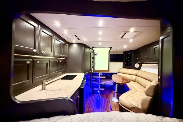 39ft Jupiter Yacht For Sale