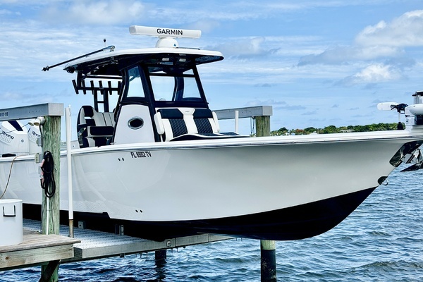 31-ft-Tidewater-2024-3100 Carolina Bay-Stuart Florida United States yacht for sale