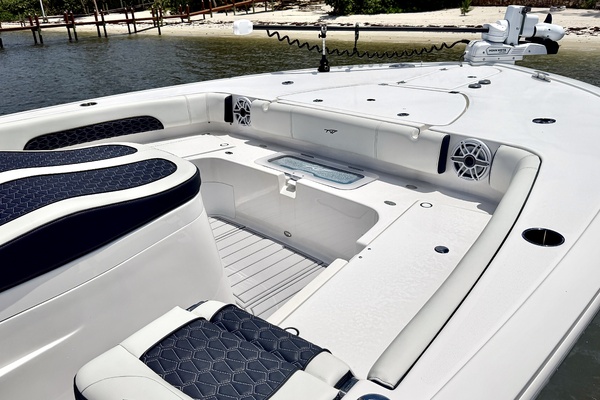 31ft Tidewater Yacht For Sale