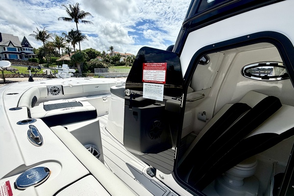 31ft Tidewater Yacht For Sale
