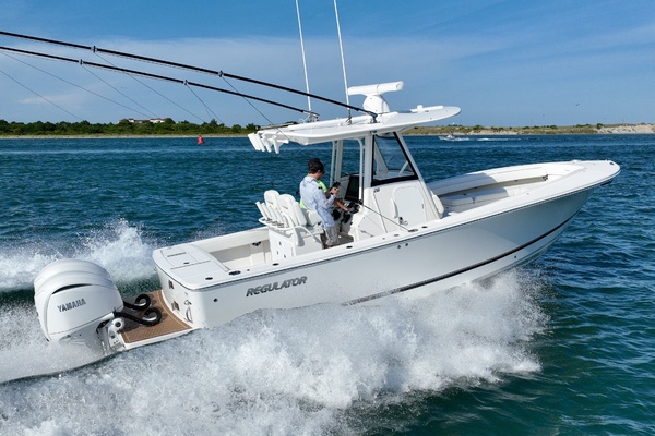 28ft Regulator Yacht For Sale