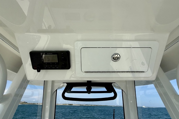 28ft Regulator Yacht For Sale