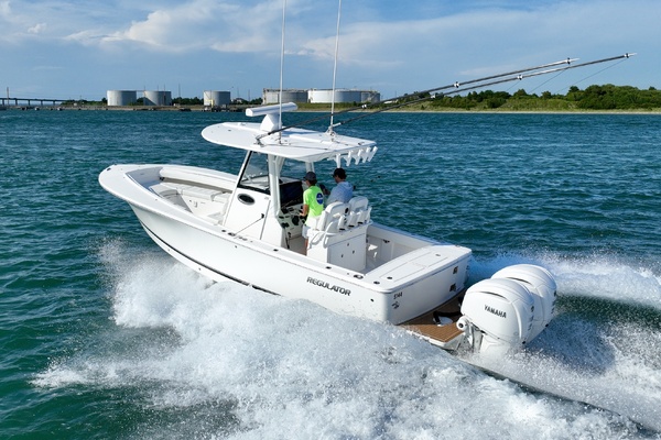 28ft Regulator Yacht For Sale