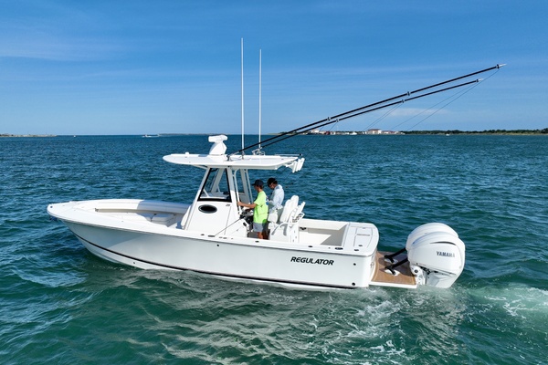 28ft Regulator Yacht For Sale