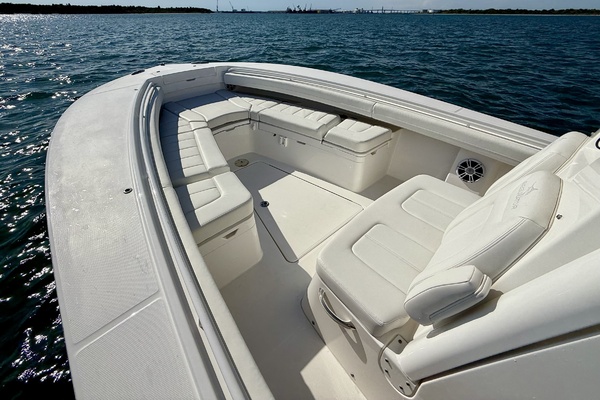 28ft Regulator Yacht For Sale