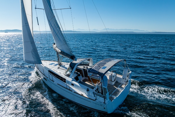 Grazie 38ft Beneteau Yacht For Sale