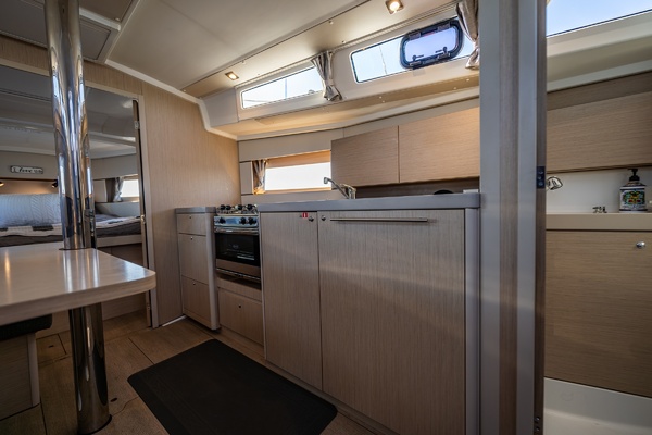 Grazie 38ft Beneteau Yacht For Sale