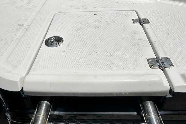 24ft Chaparral Yacht For Sale