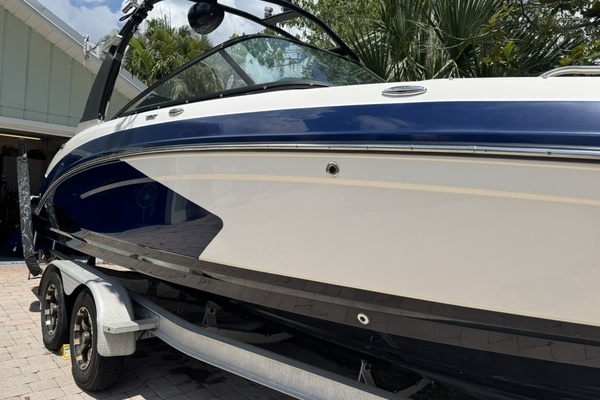 24ft Chaparral Yacht For Sale