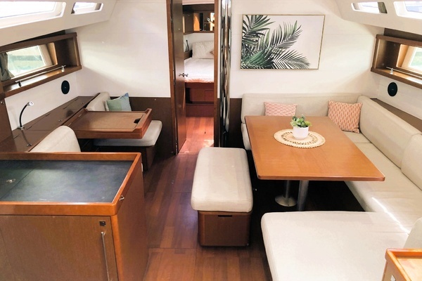 Photo of the 2018 Beneteau Oceanis 48 "Ke Aloha"