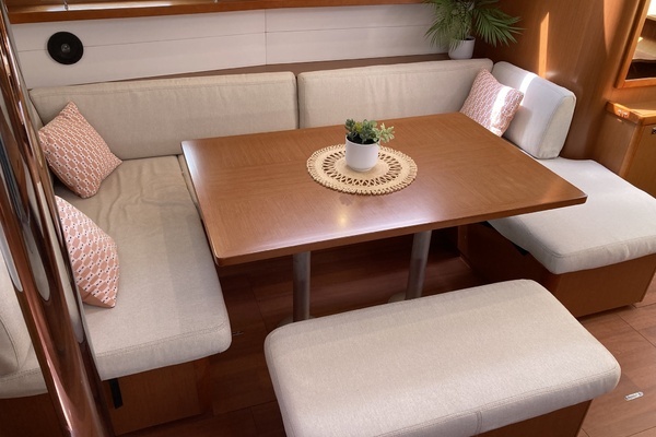 Beneteau Oceanis 48 Yacht For Sale
