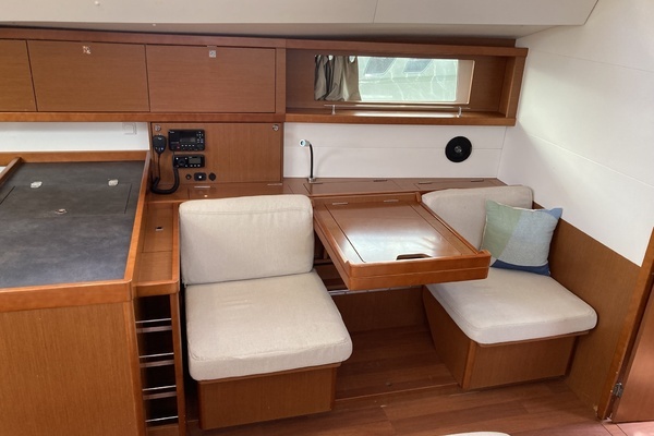 Beneteau Oceanis 48 Yacht For Sale