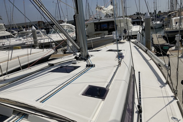 Ke Aloha 48ft Beneteau Yacht For Sale