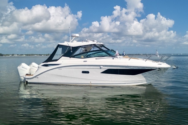 Sea Rayt - 320 Sundancer