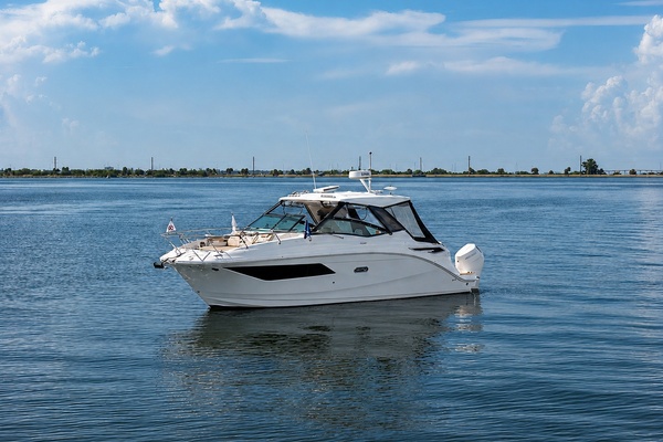 Pace Yourself 32ft Sea Ray Yacht For Sale