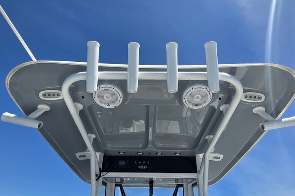 27ft Sea Hunt Yacht For Sale