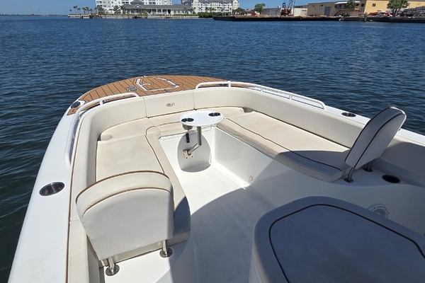 27ft Sea Hunt Yacht For Sale