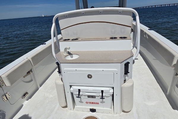 27ft Sea Hunt Yacht For Sale