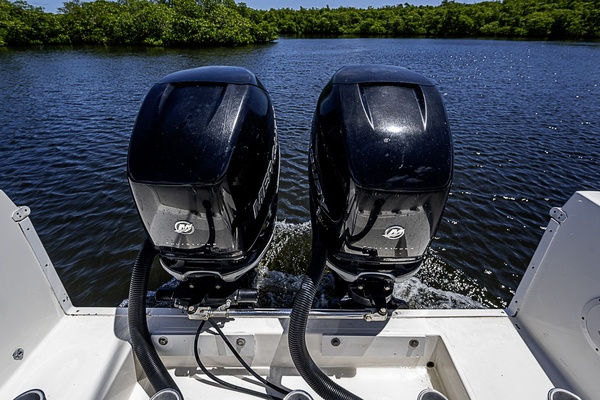 LIL BUDDY 34ft Buddy Davis Yacht For Sale