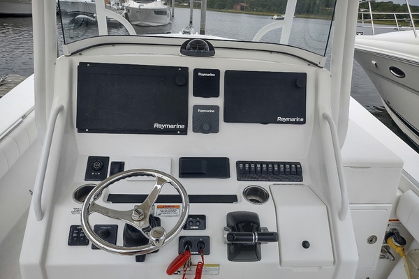 34ft Regulator Yacht For Sale