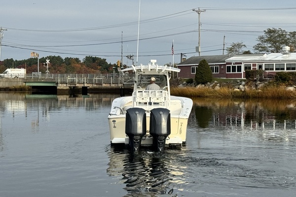 2012 Regulator 34