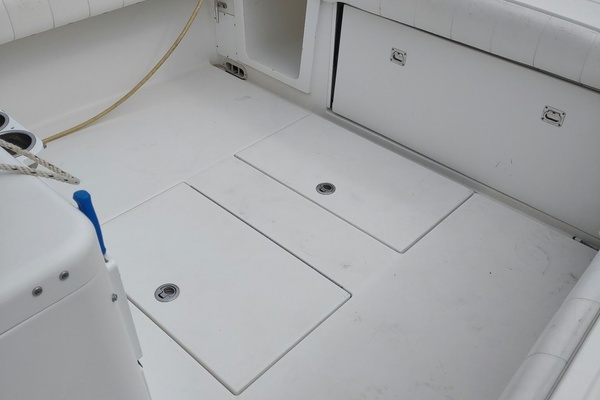34ft Regulator Yacht For Sale