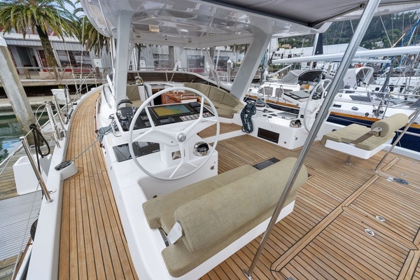 No Retreat 57ft Hylas Yacht For Sale