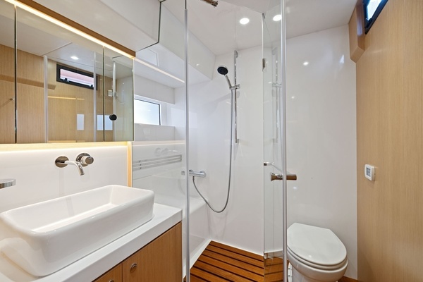 No Retreat 57ft Hylas Yacht For Sale