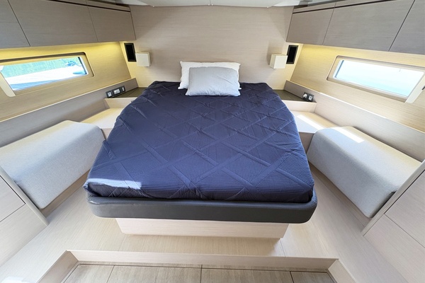 AVANT 51ft Beneteau Yacht For Sale