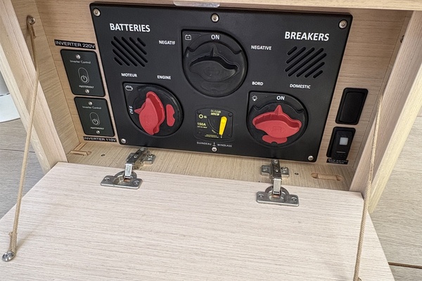 AVANT 51ft Beneteau Yacht For Sale
