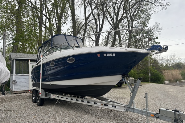 26ft Crownline Yacht For Sale